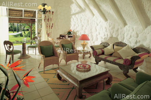 La Pirogue Hotel 30